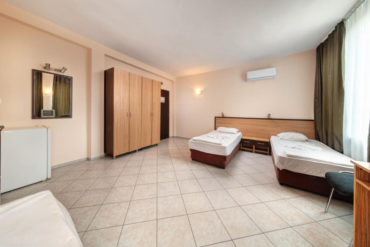 Hotel Varly Bryag Бургас Экстерьер фото