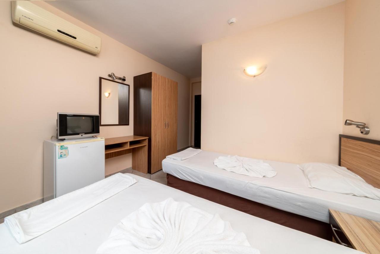 Hotel Varly Bryag Бургас Экстерьер фото