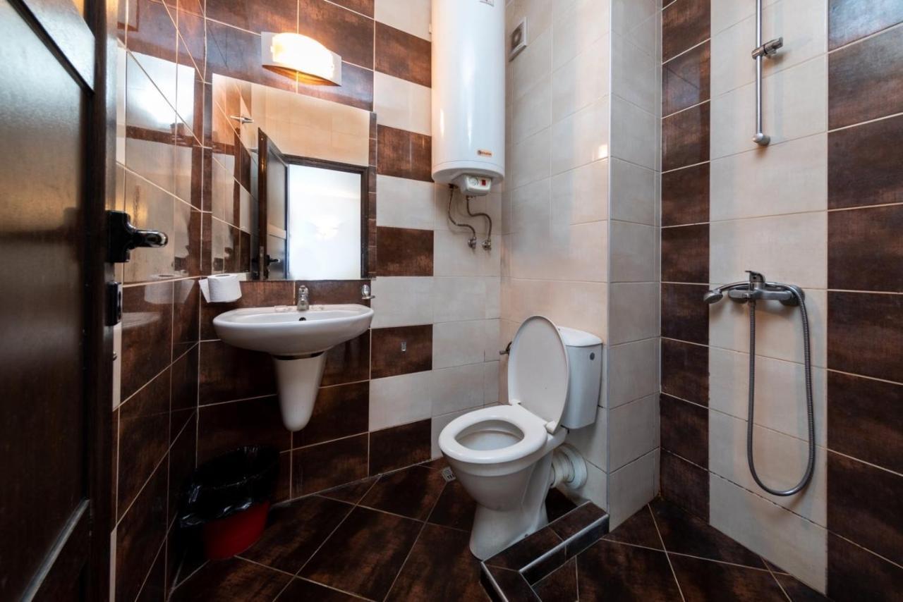 Hotel Varly Bryag Бургас Экстерьер фото