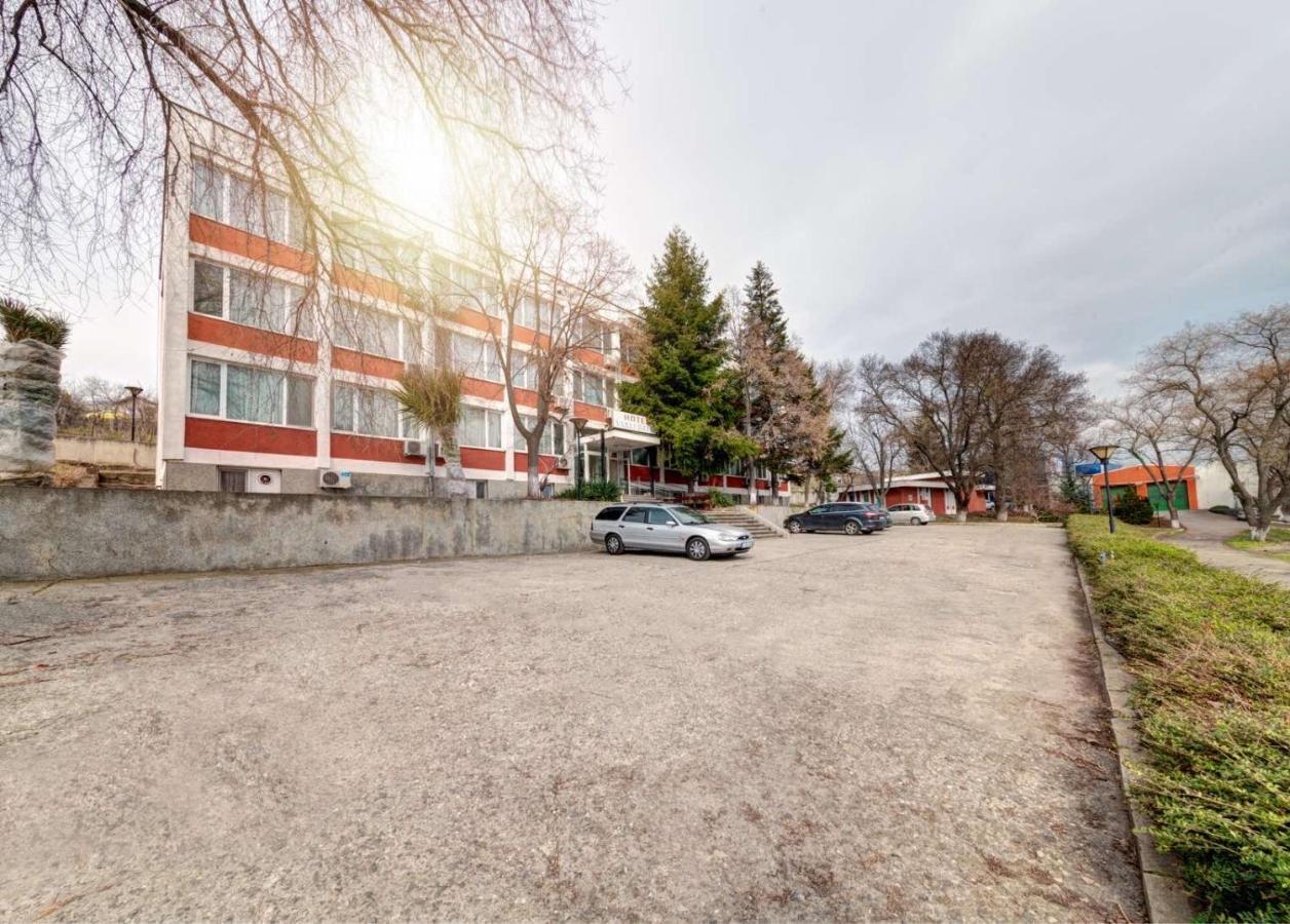 Hotel Varly Bryag Бургас Экстерьер фото