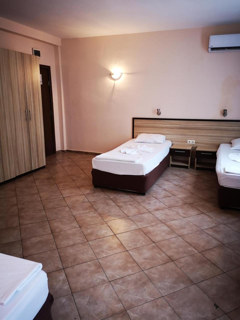 Hotel Varly Bryag Бургас Экстерьер фото